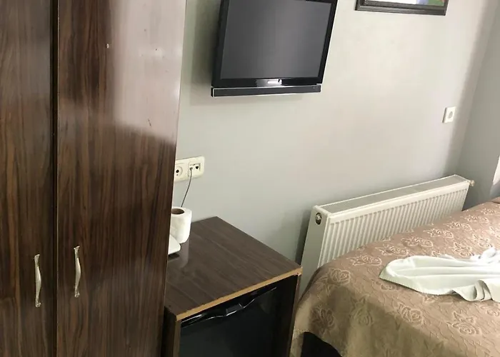 Grand Oemer Отель