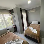 Hotel Grand Oemer