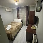 Hotel Grand Oemer 3*