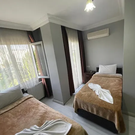 Hotel Grand Oemer