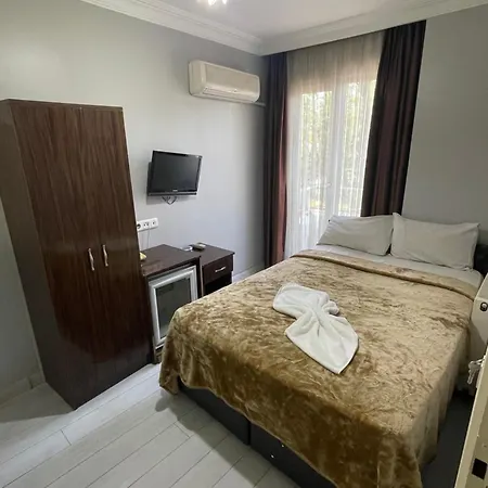 Grand Oemer 3* Stambuł